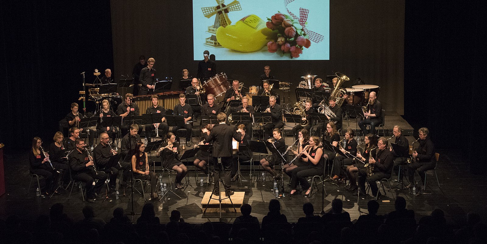 10/12/2016 Jaarconcert 'Reis rond de wereld'