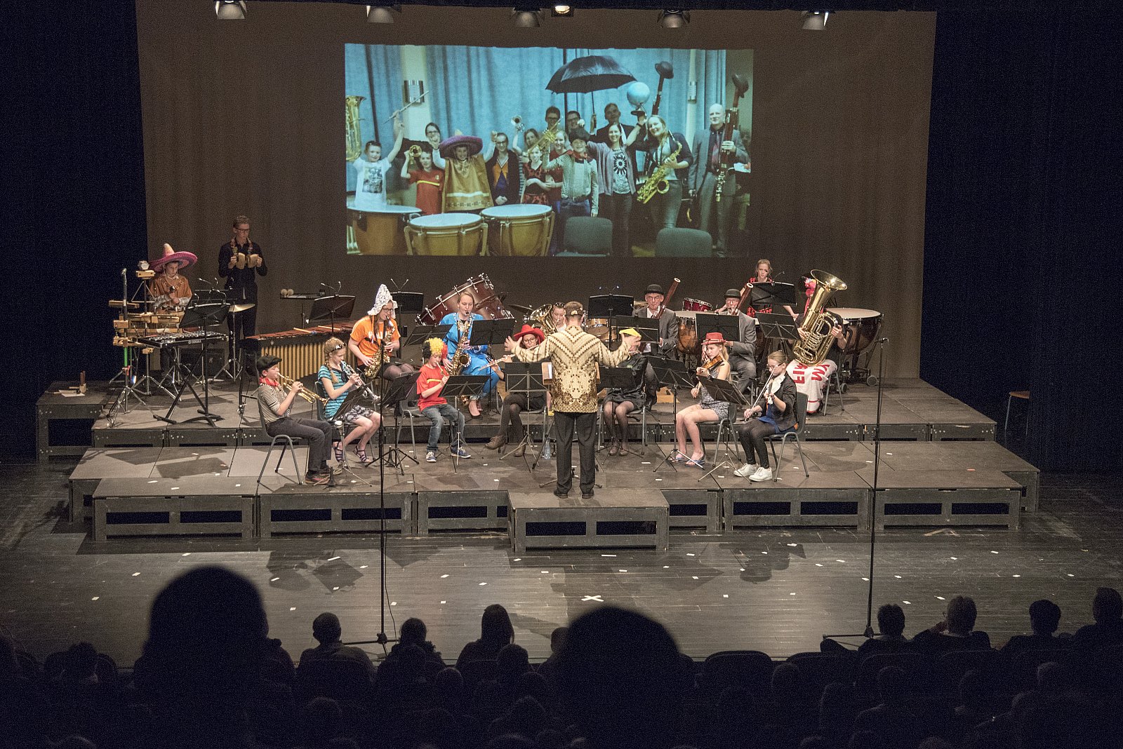 10/12/2016 Jaarconcert 'Reis rond de wereld'