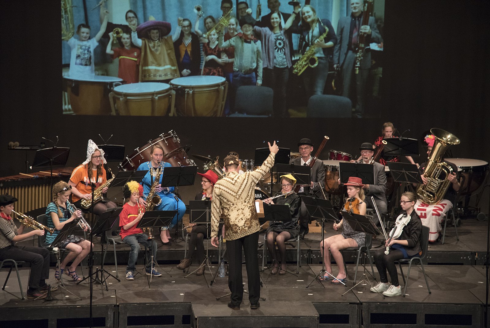 10/12/2016 Jaarconcert 'Reis rond de wereld'