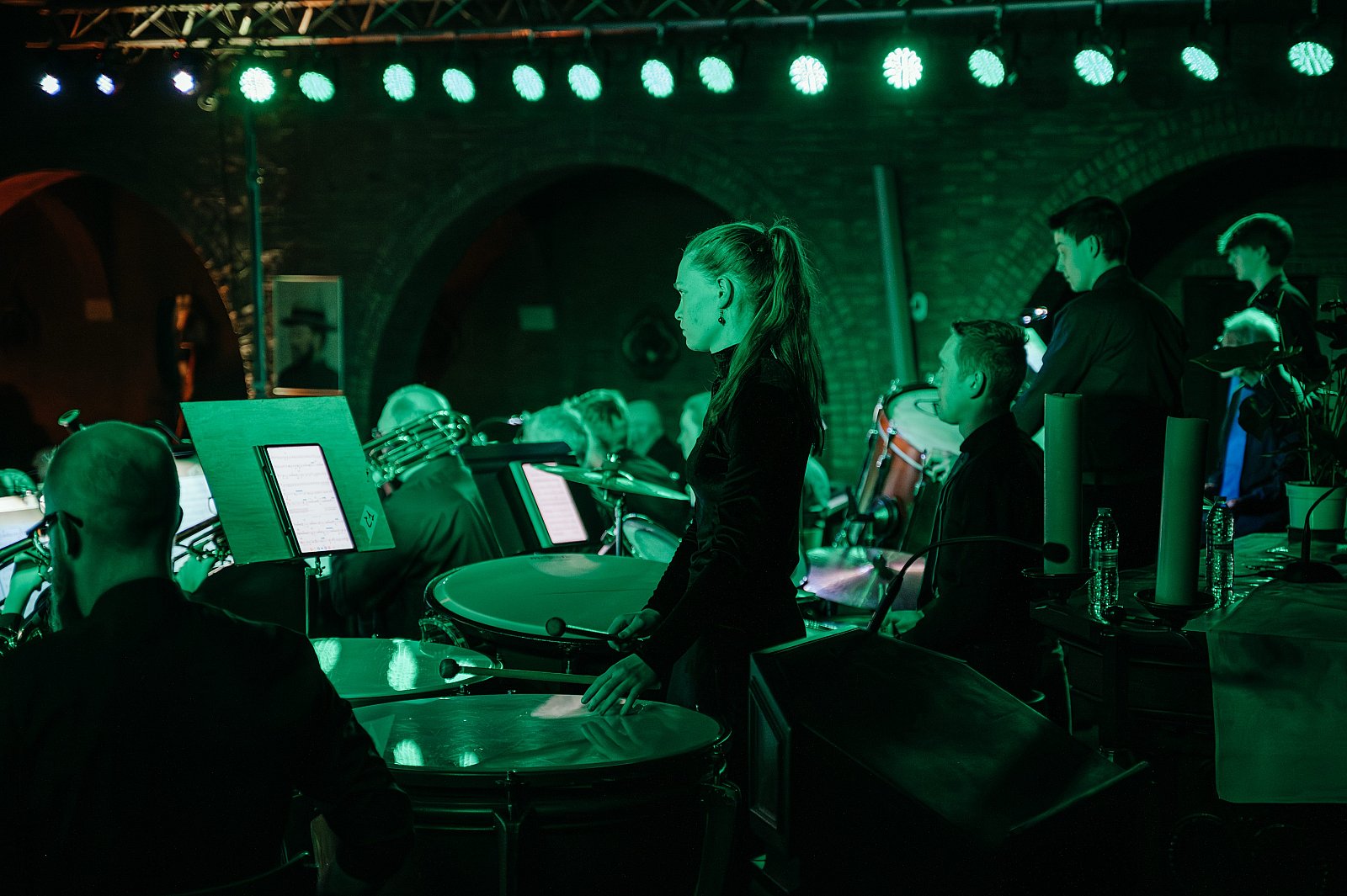 25/11/2023 Essentia presents SPOTLIGHT ©FotografILS
