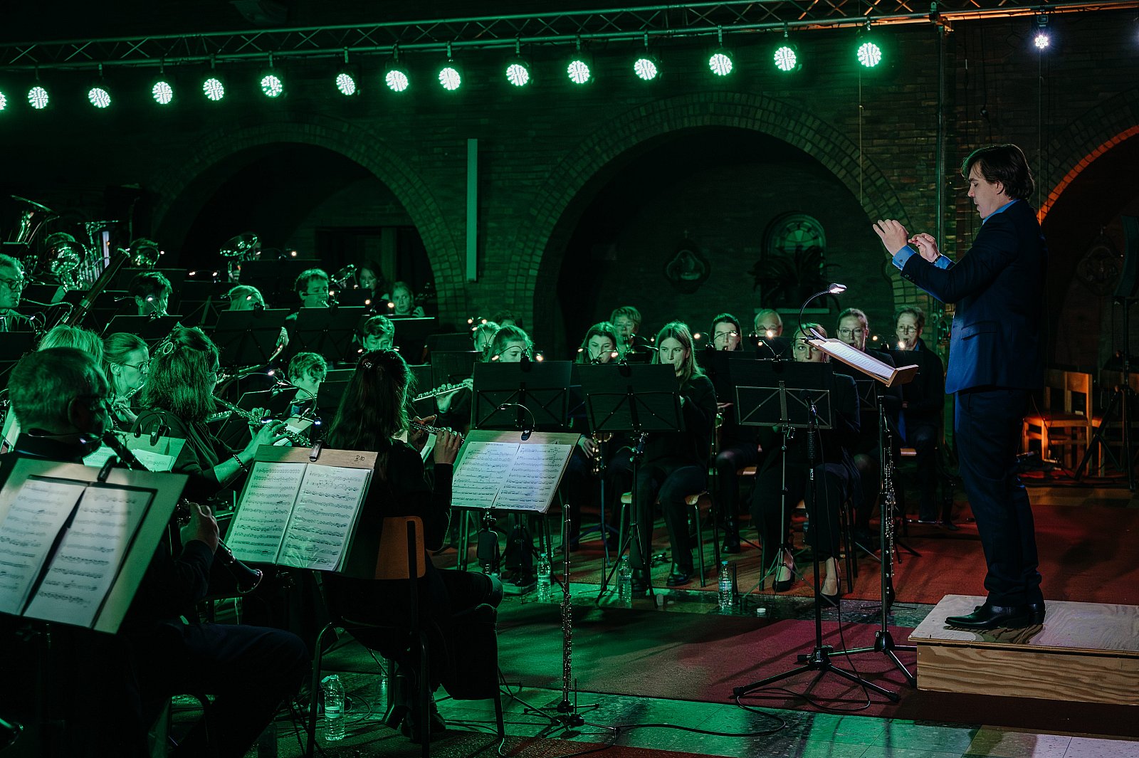 25/11/2023 Essentia presents SPOTLIGHT ©FotografILS