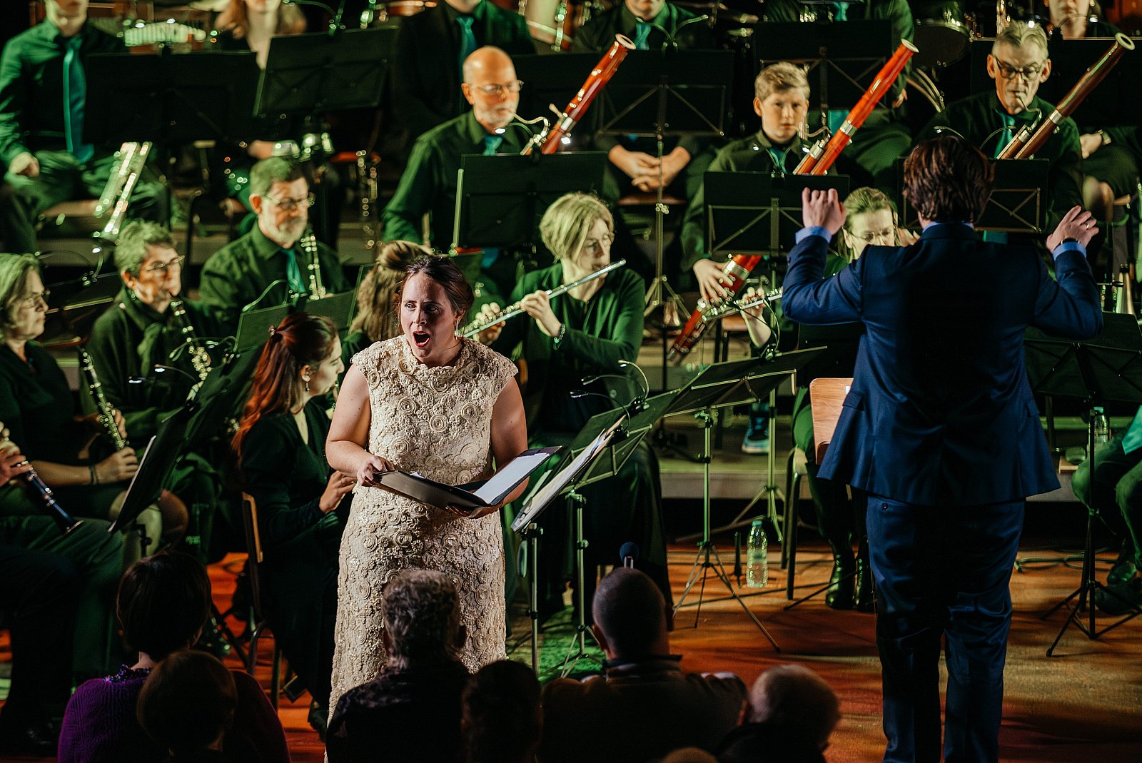 25/11/2023 Essentia presents SPOTLIGHT ©FotografILS