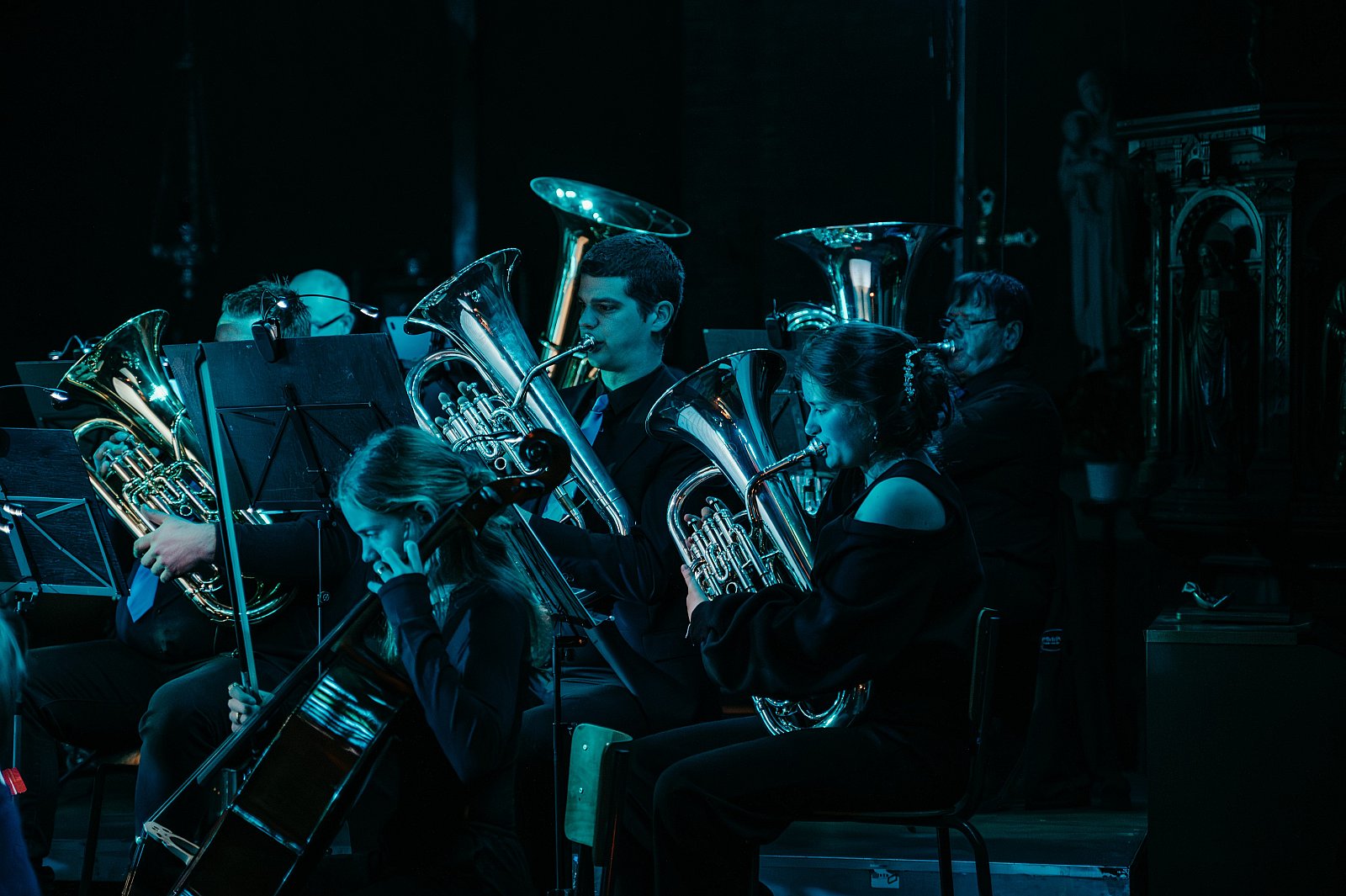 25/11/2023 Essentia presents SPOTLIGHT ©FotografILS