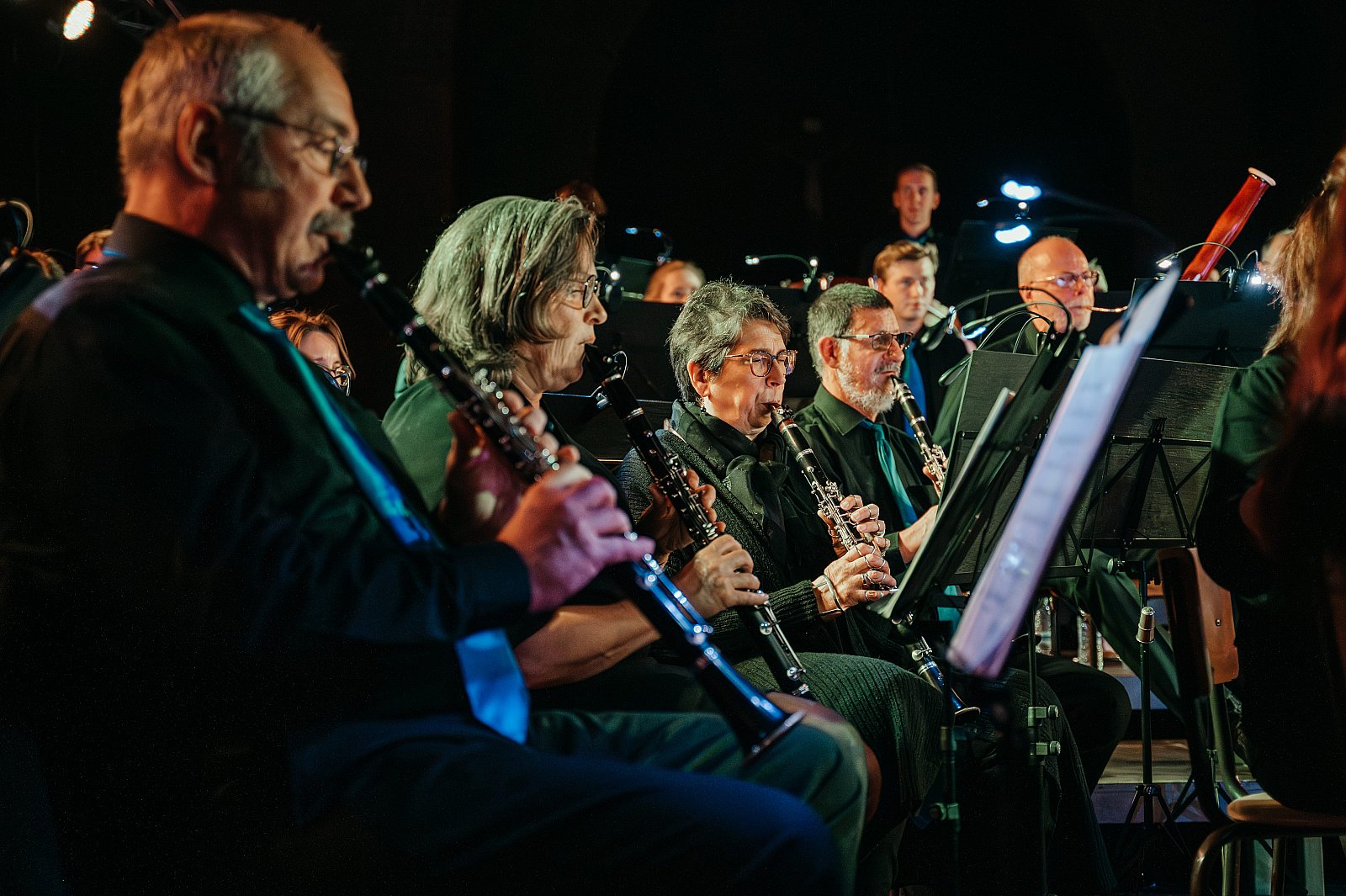 25/11/2023 Essentia presents SPOTLIGHT ©FotografILS