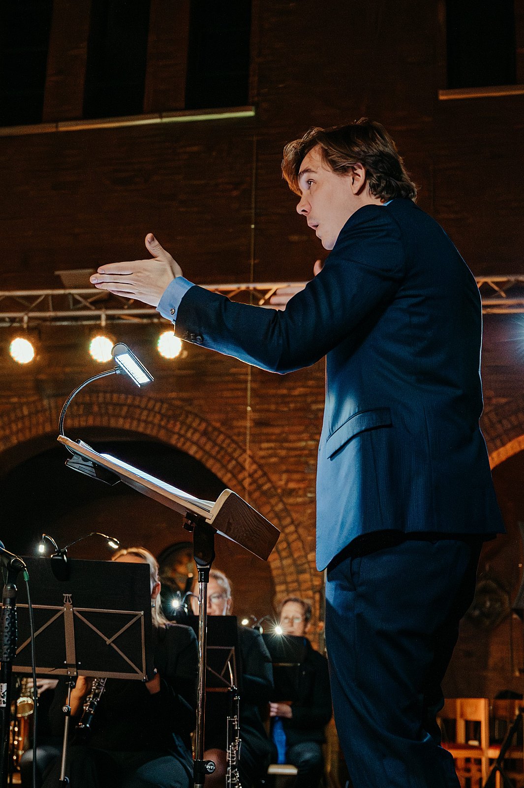 25/11/2023 Essentia presents SPOTLIGHT ©FotografILS
