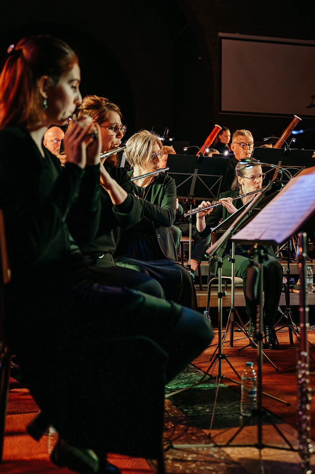 25/11/2023 Essentia presents SPOTLIGHT ©FotografILS