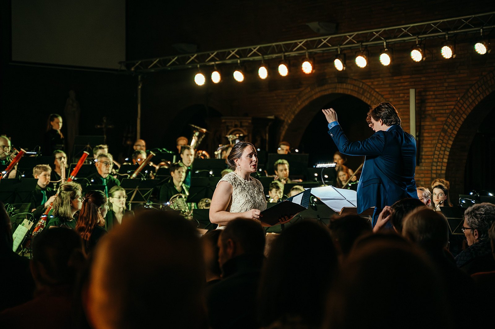 25/11/2023 Essentia presents SPOTLIGHT ©FotografILS