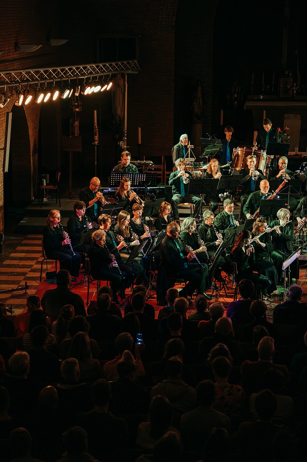 25/11/2023 Essentia presents SPOTLIGHT ©FotografILS