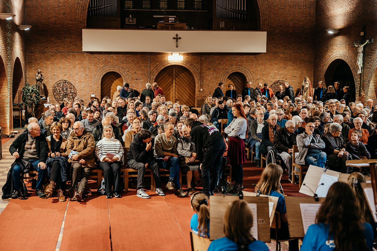 25/11/2023 Essentia presents SPOTLIGHT ©FotografILS