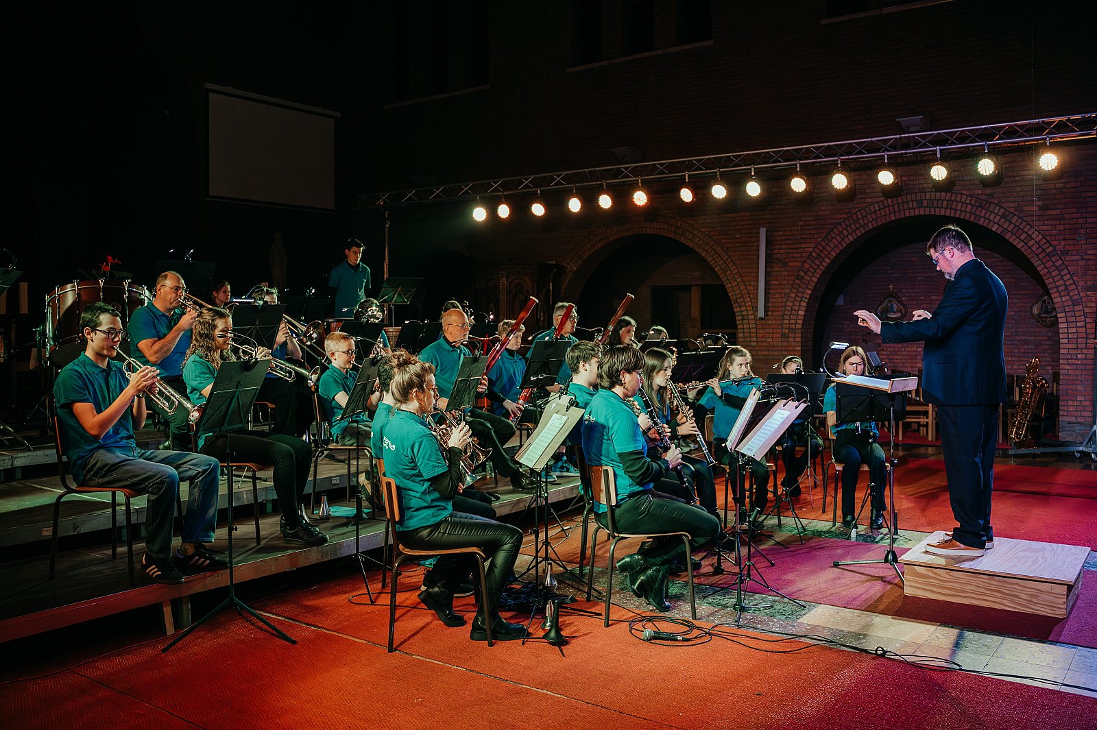 25/11/2023 Essentia presents SPOTLIGHT ©FotografILS