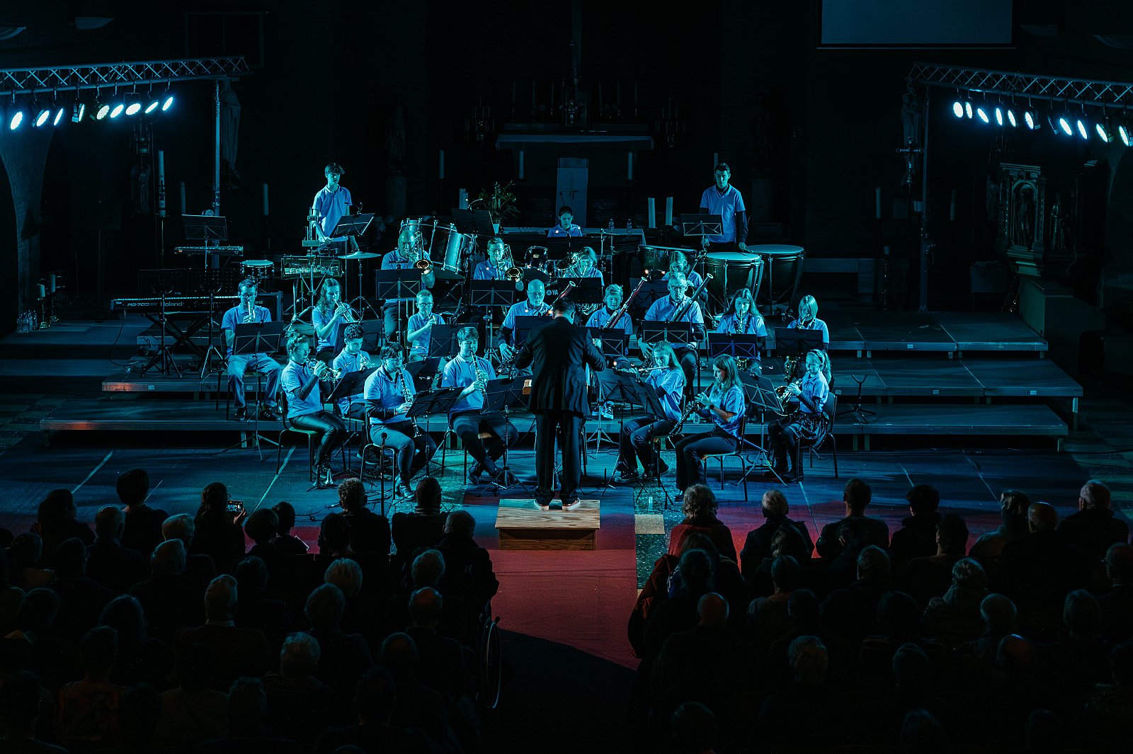 25/11/2023 Essentia presents SPOTLIGHT ©FotografILS