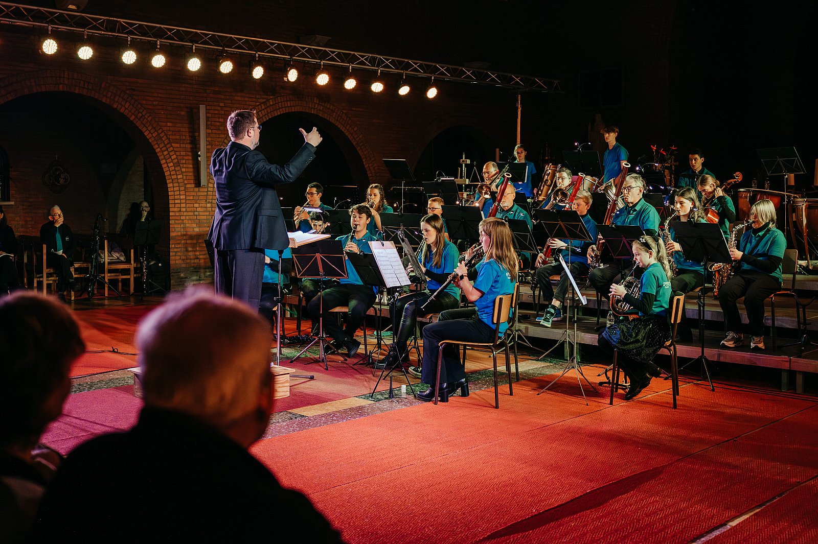 25/11/2023 Essentia presents SPOTLIGHT ©FotografILS