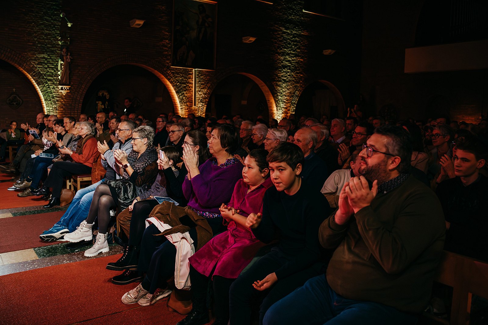 25/11/2023 Essentia presents SPOTLIGHT ©FotografILS